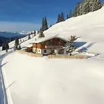 Wallegg - Alpine Premium - In-ski Out - Real Alpine Location * Saalbach-Hinterglemm