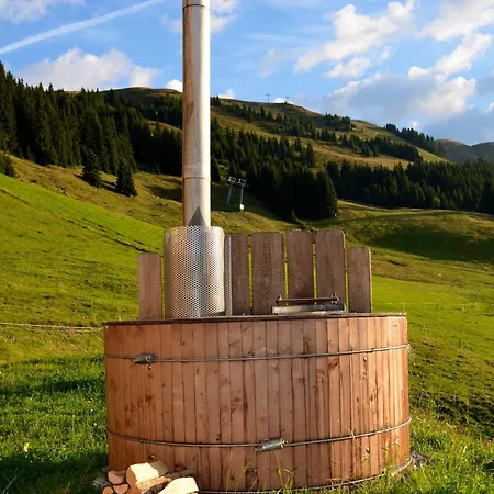 Chalet Wallegg Lodge - Alpine Premium Chalet - Ski In-Ski Out - Real Alpine Location Saalbach Saalbach-Hinterglemm
