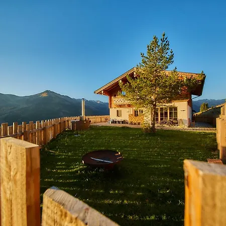 Wallegg Lodge - Alpine Premium Chalet - Ski In-Ski Out - Real Alpine Location Saalbach Saalbach-Hinterglemm