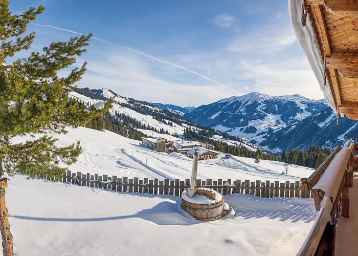 Wallegg - Alpine Premium - In-ski Out - Real Alpine Location سالباخ هينترغليم